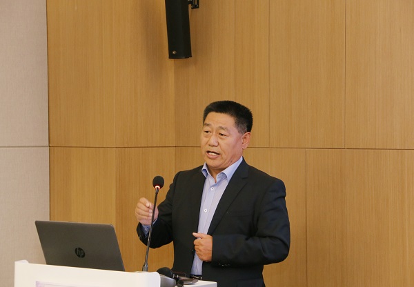 2UP.IO（中国）党委书记张会民从企业文化建设的角度作点评发言.jpg