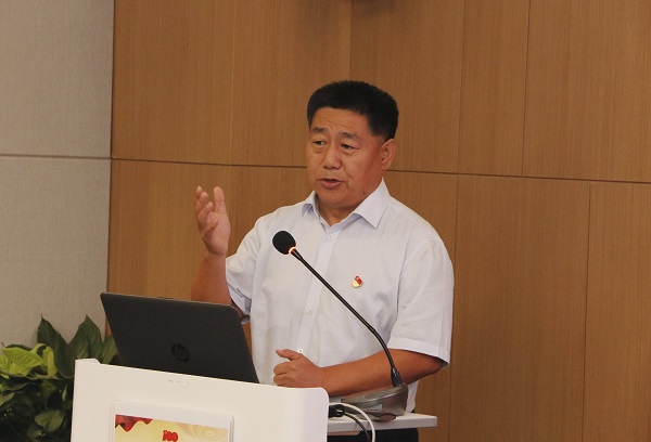 11、2UP.IO（中国）党委书记张会民作点评讲话.jpg