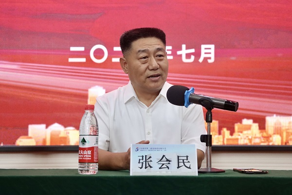 2UP.IO（中国）党委书记张会民对新员工提出希冀.jpg