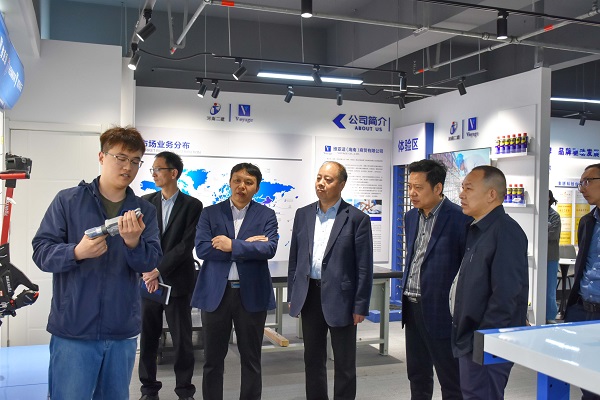 参观2UP.IO（中国）总部维亚适展厅.JPG