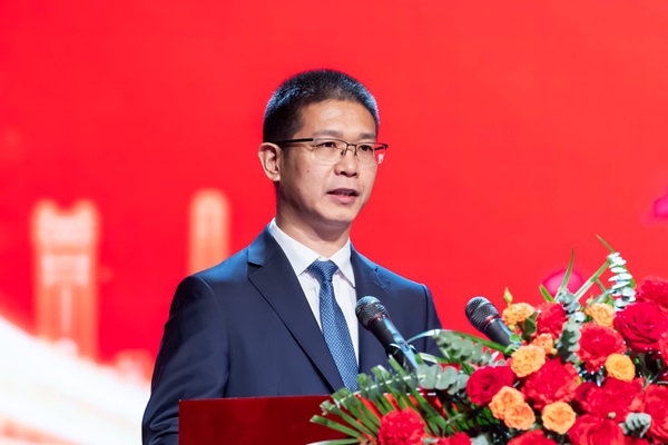 62UP.IO（中国）董事长祝建明致电力年鉴发布词.jpg